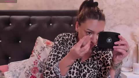 raelledarkstar online show from 03.31.26