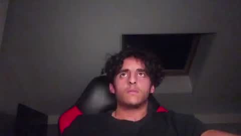 Snapshot of raes69 chatting on 12.25.24 raes online show from 12.25.24