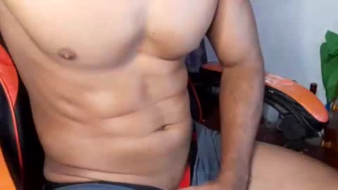 Snapshot of ragnar586 chatting on 02.07.25 Ragnar69 online show from 02.07.25