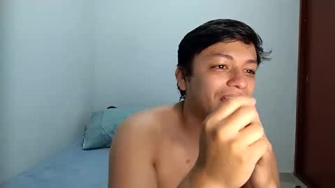 raider and roxie online show from 12.01.25