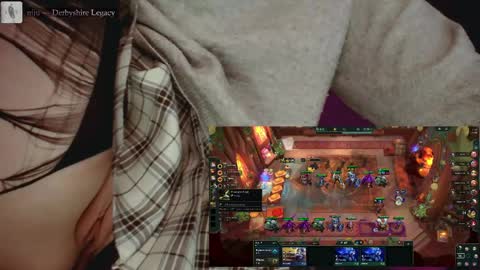 Snapshot of raiingurl chatting on 04.27.26 Kate online show from 04.27.26