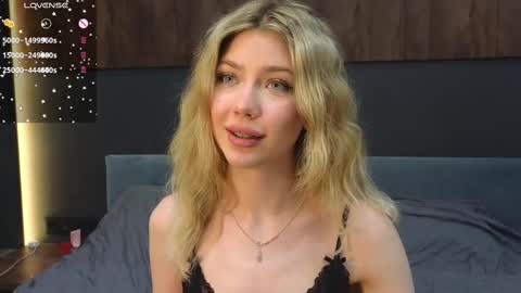 Lisa online show from 02.21.25