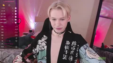 Snapshot of rainbow__salt chatting on 12.22.24 Mike online show from 12.22.24