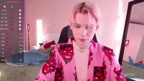 Snapshot of rainbow__salt chatting on 01.22.25 Mike online show from 01.22.25
