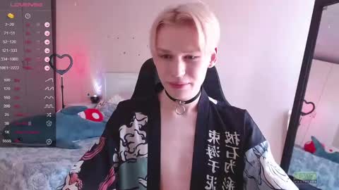 Snapshot of rainbow__salt chatting on 02.09.25 Mike online show from 02.09.25