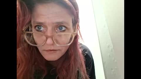 Snapshot of rainbowbrooke79 chatting on 10.29.25 rainbowbrooke79 online show from 10.29.25