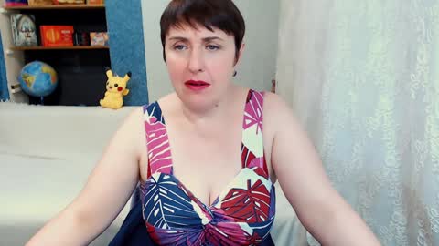 Snapshot of rainbowladyy chatting on 12.07.24 rainbowladyy online show from 12.07.24