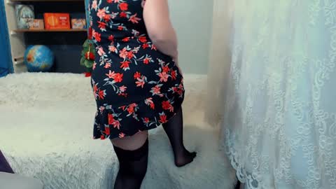 Snapshot of rainbowladyy chatting on 01.01.25 rainbowladyy online show from 01.01.25