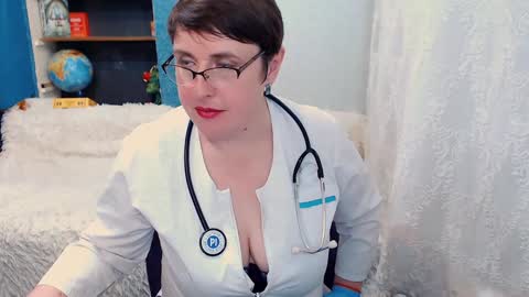 Snapshot of rainbowladyy chatting on 01.31.25 rainbowladyy online show from 01.31.25