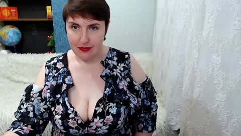 Snapshot of rainbowladyy chatting on 02.02.25 rainbowladyy online show from 02.02.25