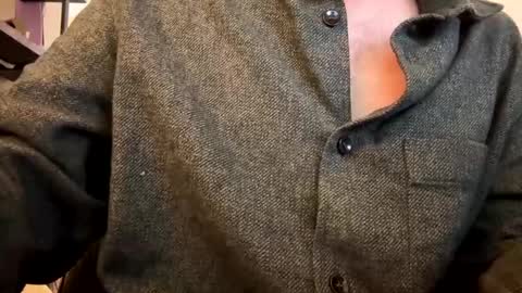 Snapshot of rainier1234 chatting on 12.31.24 Alex online show from 12.31.24