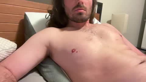 Snapshot of rainier1234 chatting on 11.07.25 Alex online show from 11.07.25