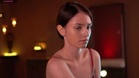 Raisa online show from 02.24.25