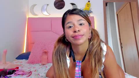 Nina  online show from 01.17.25