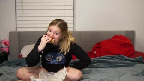 Snapshot of ramichick chatting on 01.19.25 Rami online show from 01.19.25