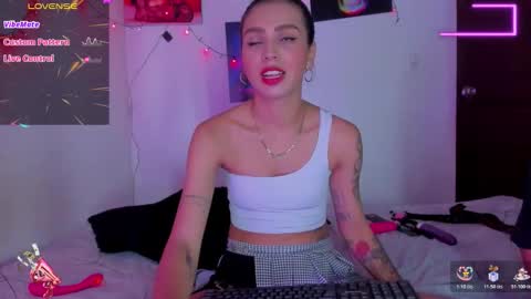 Snapshot of randyandcandy_ chatting on 11.12.25 randyandcandy_ online show from 11.12.25