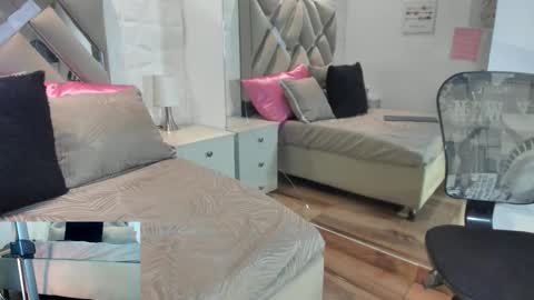 Raquel Moore  online show from 02.06.26