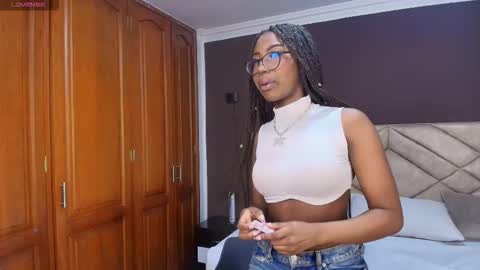 Raquel online show from 11.27.25