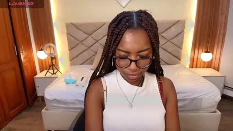 Raquel online show from 03.22.26