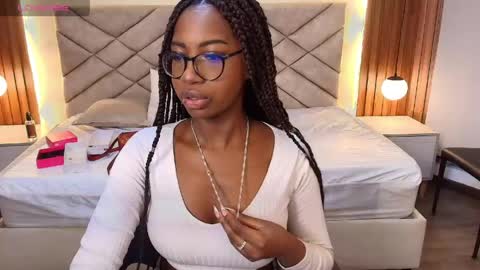 Raquel online show from 04.16.26