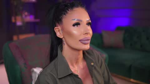 Raquelle online show from 12.29.24