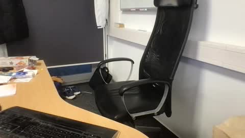 Raunchy me online show from 12.16.25