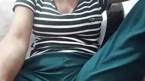 Snapshot of rava_sexy chatting on 10.08.25 rava_sexy online show from 10.08.25