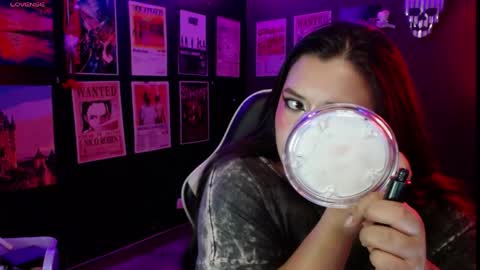 Snapshot of raven_darkk chatting on 04.28.26 Raven online show from 04.28.26