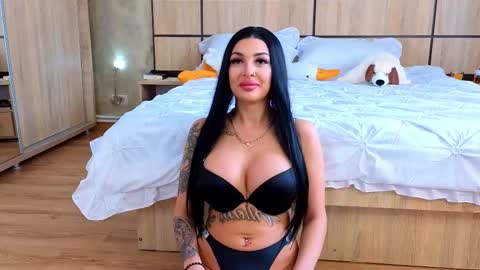 Snapshot of raven_inkk chatting on 02.19.26 raven_inkk online show from 02.19.26