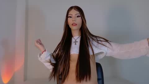 Isaindepent model online show from 07.16.26