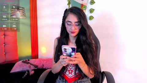 raven_smith_ online show from 03.29.26