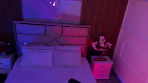 Raven Crux online show from 04.18.26