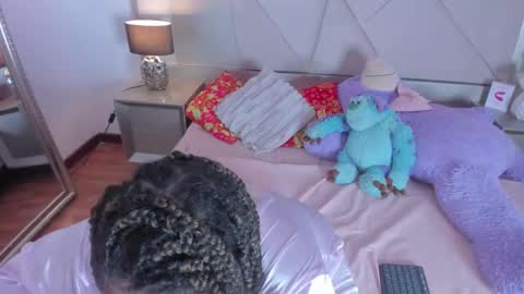 Snapshot of ravendipaul_ chatting on 01.02.25 online show from 01.02.25