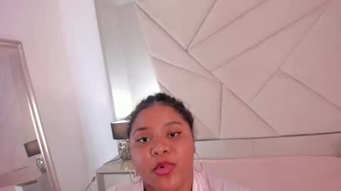 Snapshot of ravendipaul_ chatting on 02.06.25 online show from 02.06.25