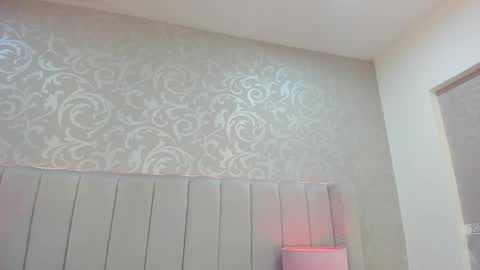 Ravenfox  online show from 03.12.26