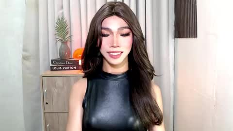 ravennaxx online show from 10.26.25