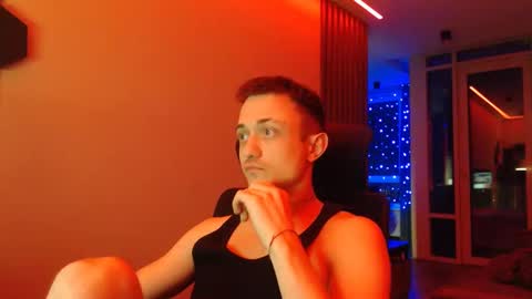 Snapshot of ravine_doleg chatting on 02.01.25 Alex Nash online show from 02.01.25