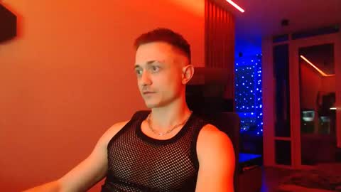 Snapshot of ravine_doleg chatting on 02.02.25 Alex Nash online show from 02.02.25