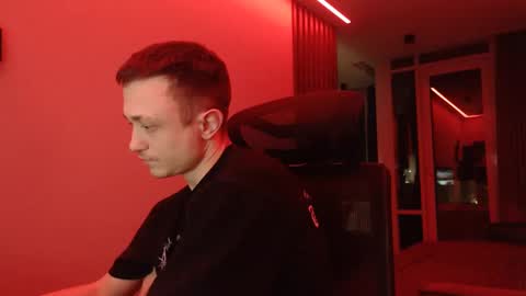 Snapshot of ravine_doleg chatting on 02.20.25 Alex Nash online show from 02.20.25