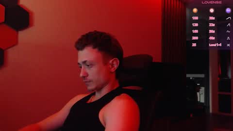 Snapshot of ravine_doleg chatting on 09.17.25 Alex Nash online show from 09.17.25