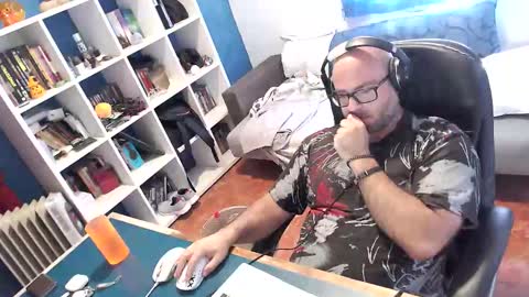 ravingr3d3 online show from 10.15.25