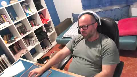 ravingr3d3 online show from 05.31.26