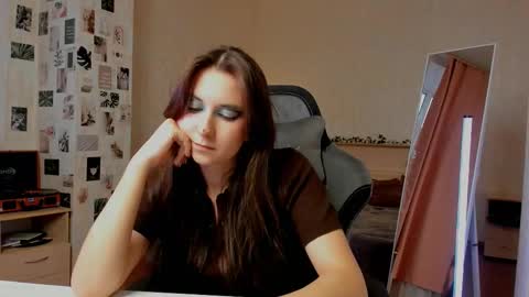 Alia Mereyn online show from 10.10.25