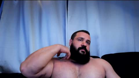 Snapshot of rawmathews chatting on 05.21.26 rawmathews online show from 05.21.26