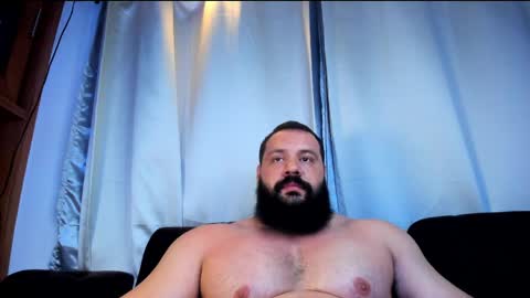 Snapshot of rawmathews chatting on 05.27.26 rawmathews online show from 05.27.26