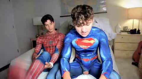 Snapshot of rawr_itsben chatting on 10.20.25 Its Ben online show from 10.20.25