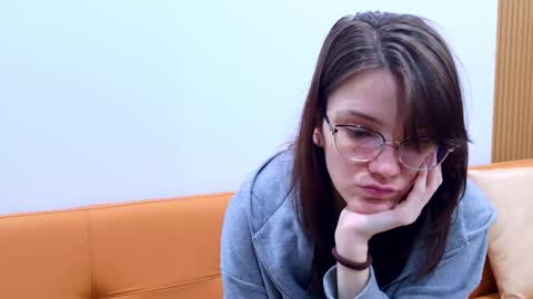 Ray-Ray online show from 12.17.25