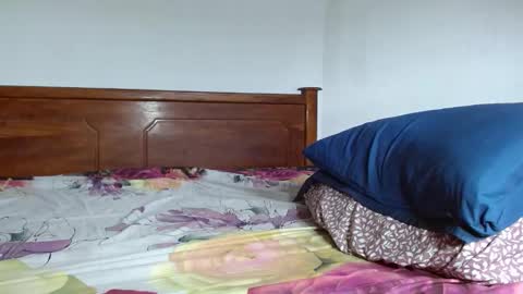 eyan online show from 11.15.25