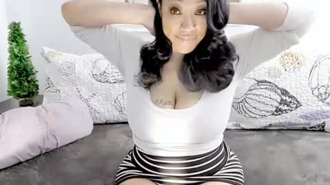 Snapshot of rayne_woods chatting on 06.23.26 rayne woods online show from 06.23.26