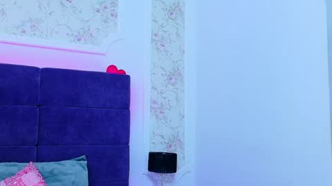 RaysaDrake online show from 04.14.26